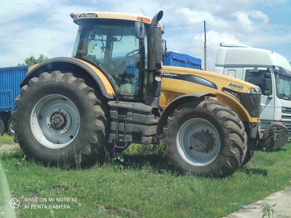 Трактор Challenger D