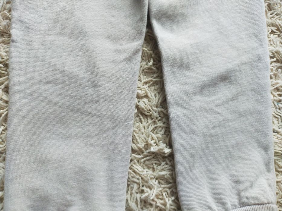 Spodnie dresowe rozm 98