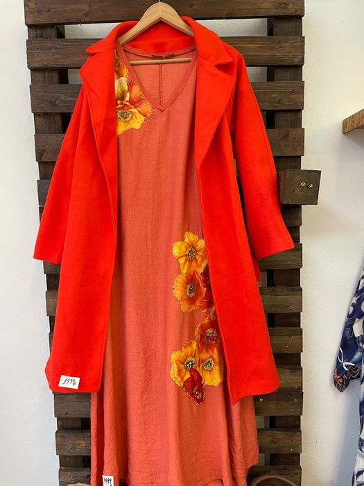 Vestido em viscose e sobre tudo tamanho unico