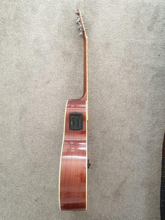 Guitarra Yamaha Compass Series CPX 700 II NT