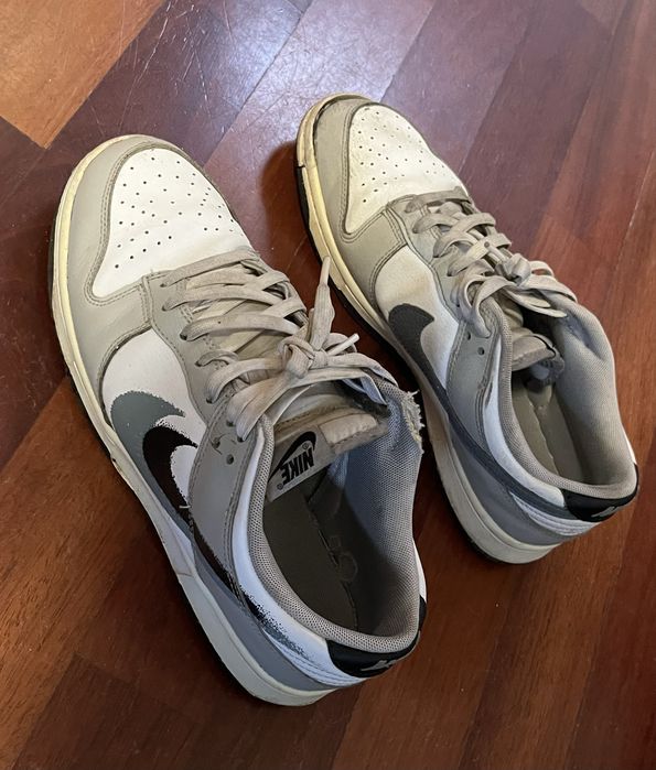 Nike Dunk Low cinzentos