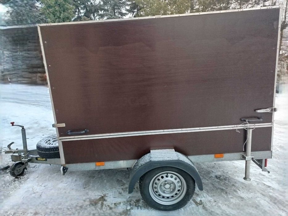 przyczepka samochodowa