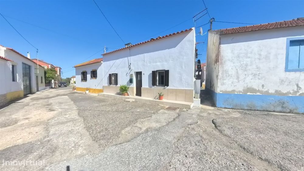 Moradia em Banda T1 Venda em Manique do Intendente, Vila Nova de São P