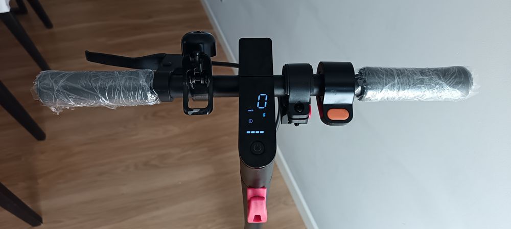 Trotinete Xiaomi Essential