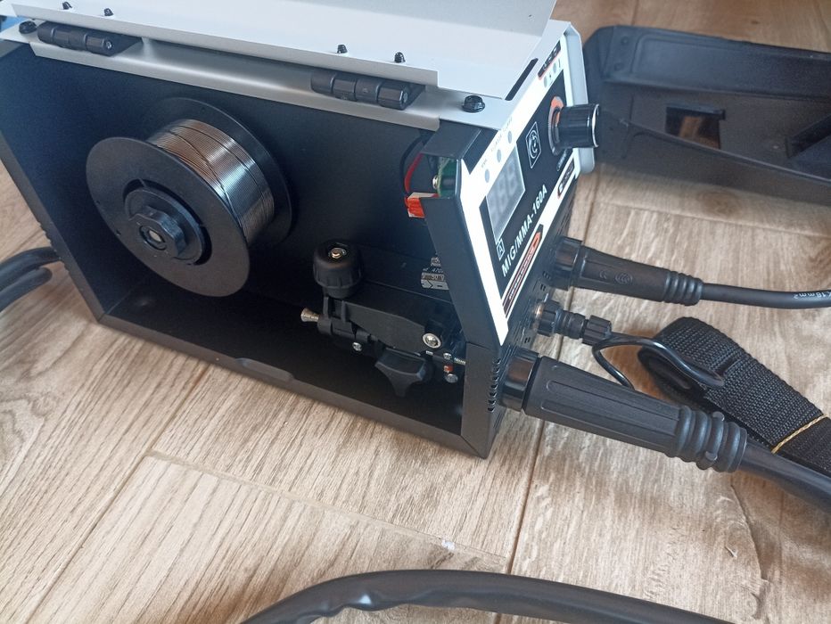 Máquina solda inverter MIG / eletrodo 160 amp  Envio grátis