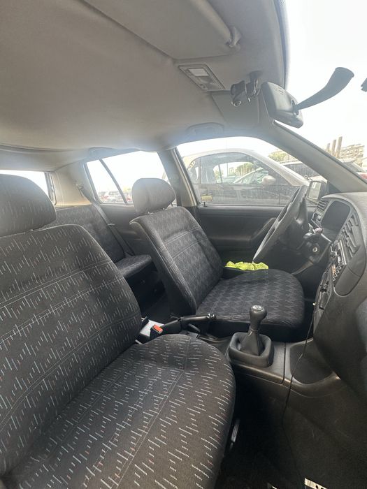 Volkswagen Golf A3 - 5 Lugares