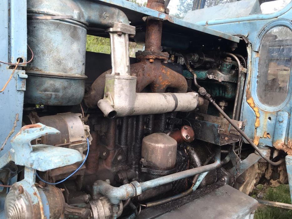 Продам трактор на ходу