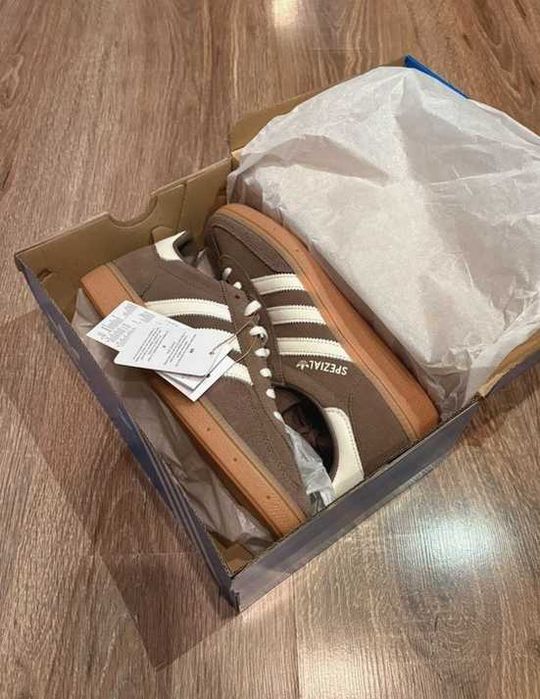 adidas Handball Spezial R.42