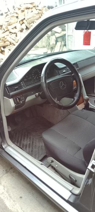 Продам автомобіль Мерседес 124