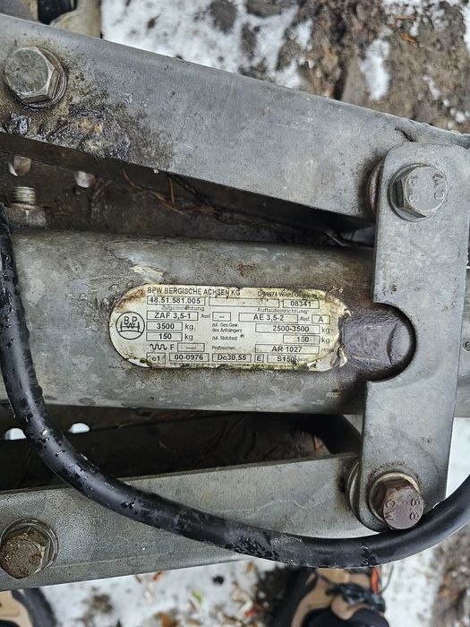 Przyczepa pod mini koparki.