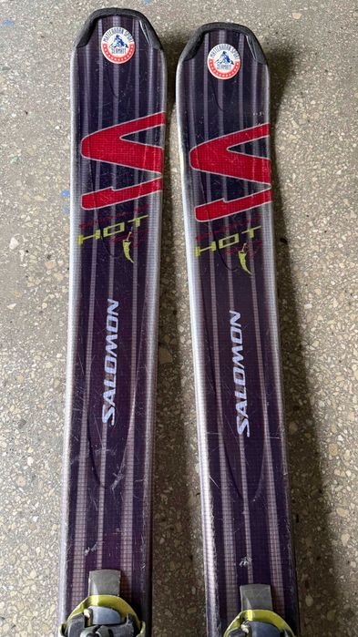 Salomon HOT лижі