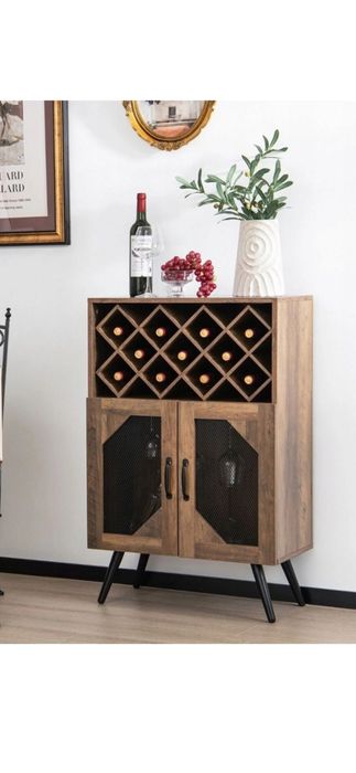 Szafka na wino w stylu industrialnym rustykalny brąz