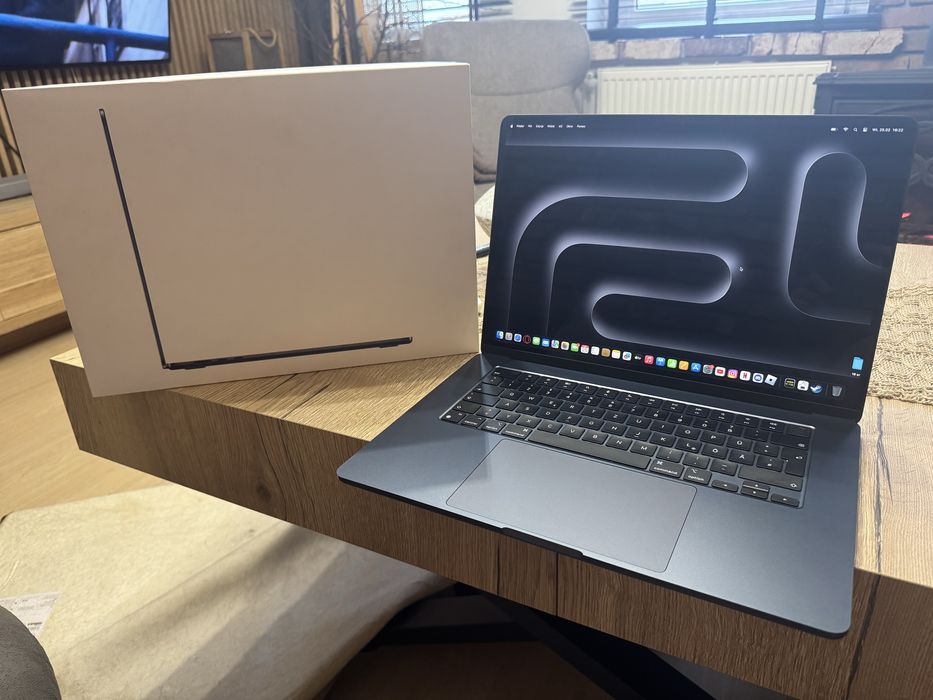 MacBook Air 15 M3 8/256