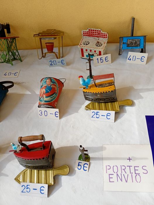 Brinquedos Portugueses em chapa vários fabricantes
