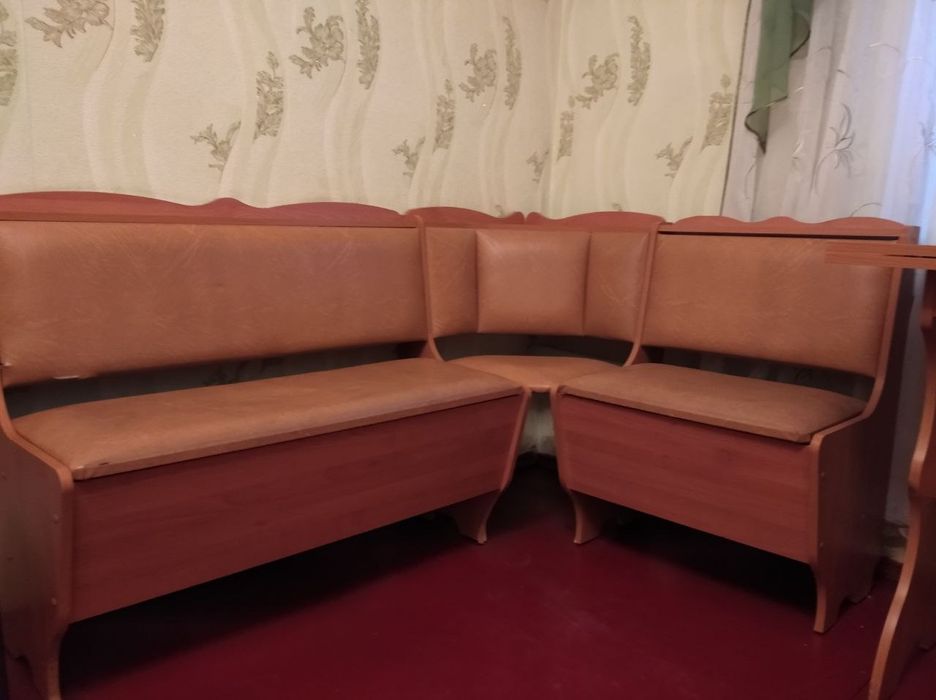 Кухонний куток + стіл