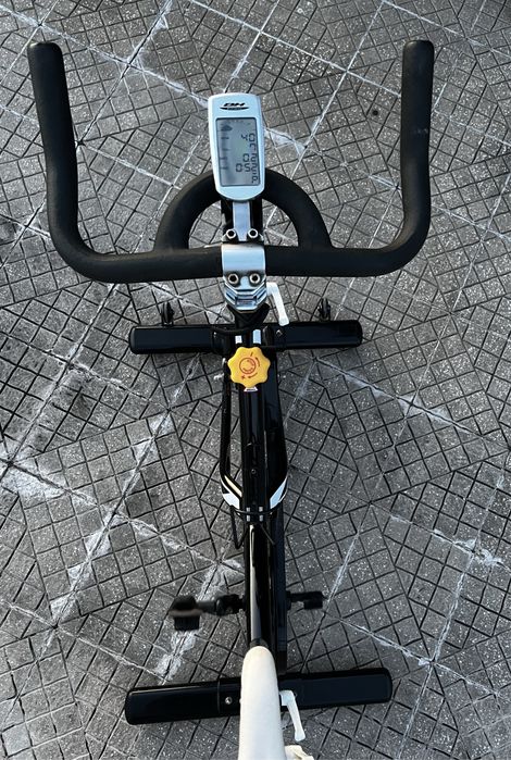 Bicicleta Spinning BH