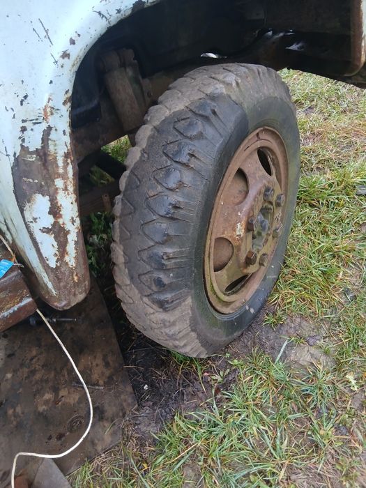 Колеса газ51 газ52 або на трактор