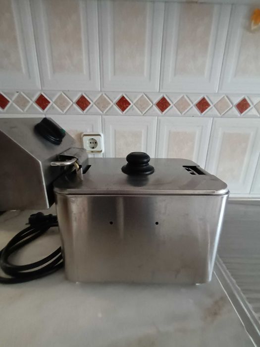 Vendo fritadeira electrica