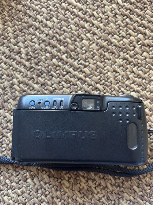 Maquina analogica Olympus SuperZoom300 DLX