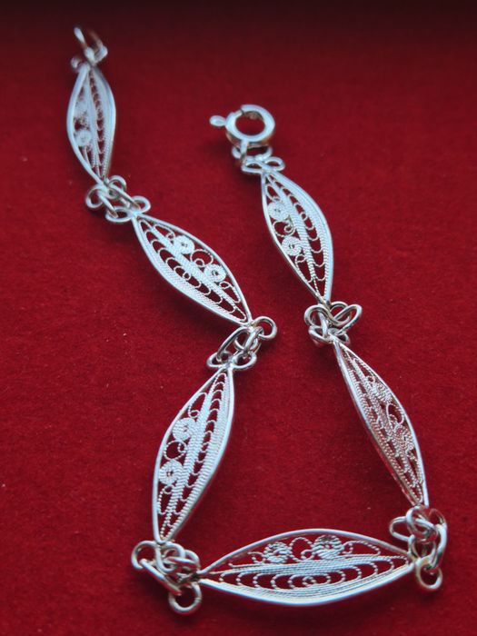 Pulseira em prata filigrana