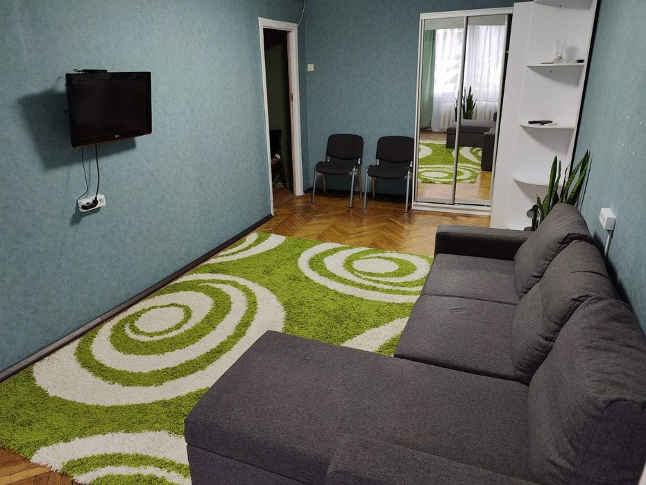 Вул. Юлії Здановської 30 /2 поряд м Васильківська ВДНГ Інститут Раку