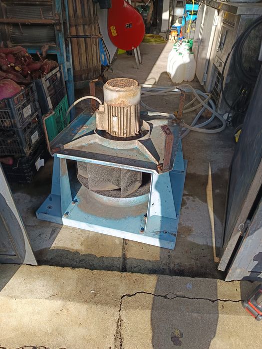 Extrator de churrasqueira