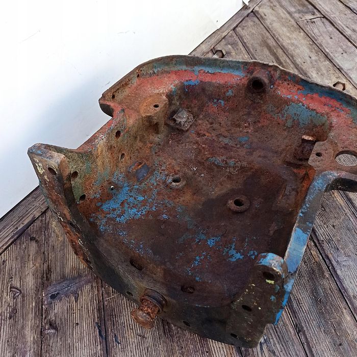 Stary wspornik mocowanie osi kołyska Zetor K 25