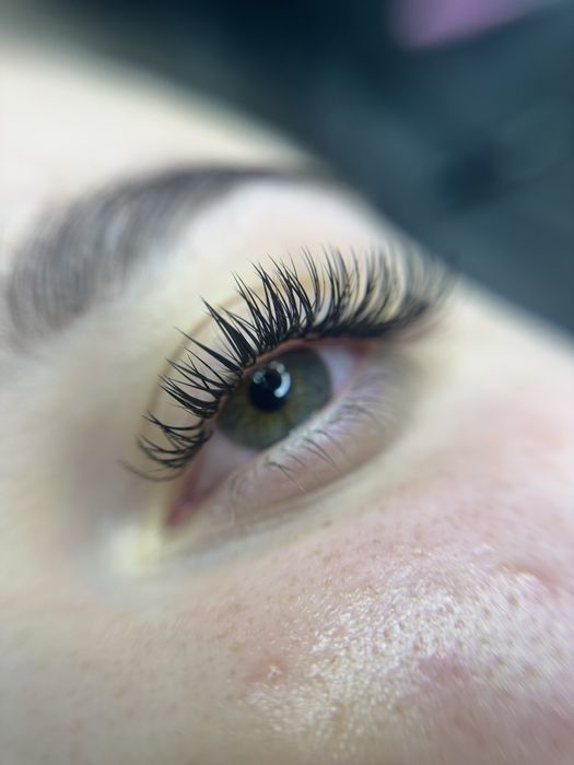 Нарощування вій Буча