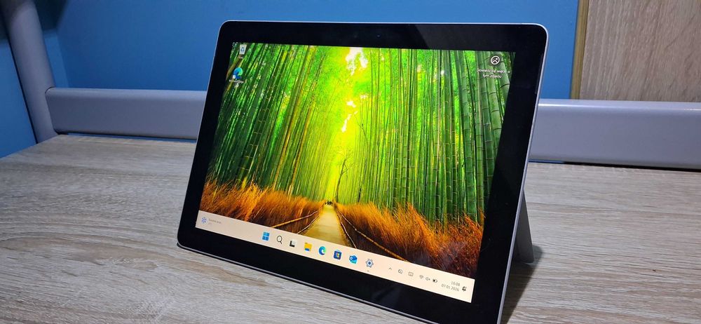 Microsoft surface go