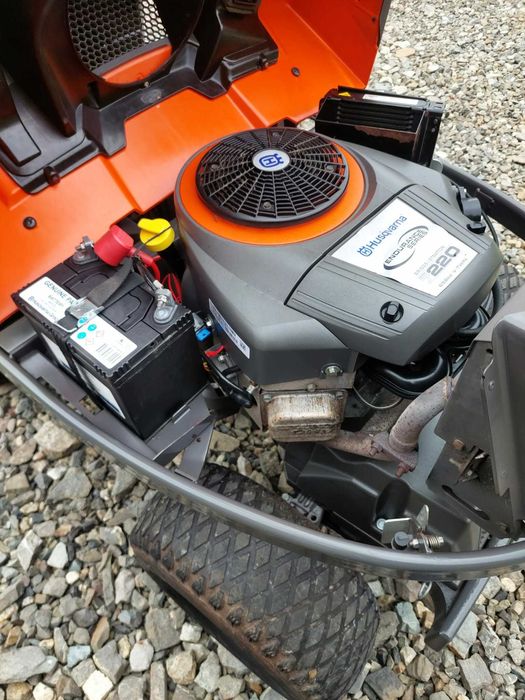 Traktorek kosiarka Husqvarna R422Ts AWD super stan