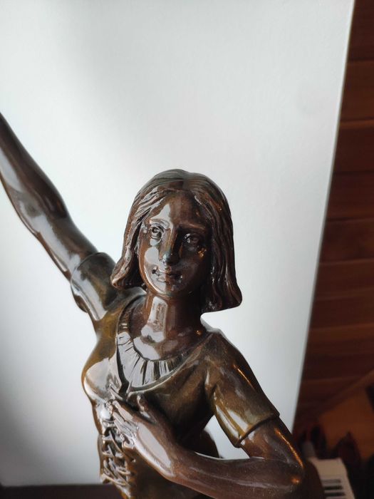 Figuralna sygnowana ogromna emaliowana lampa naftowa n7