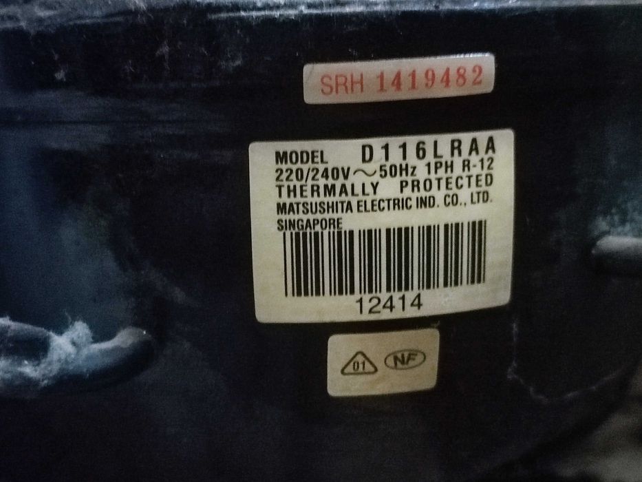 Холодильник двухкамерный ,simens combi