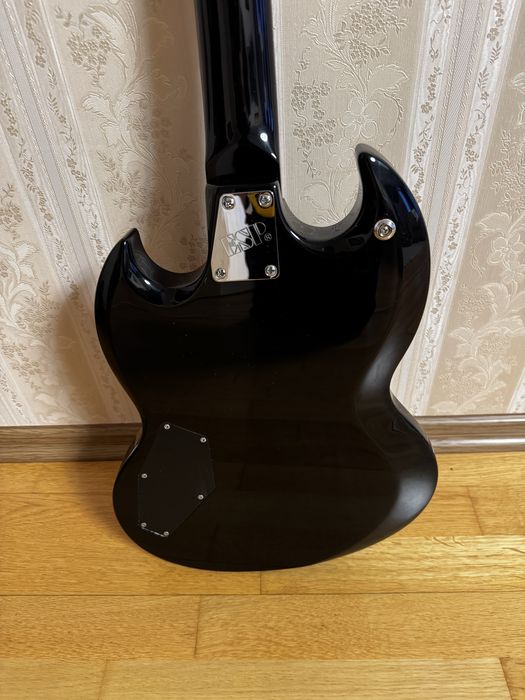 Єлектрогітара ESP LTD VIPER-50
