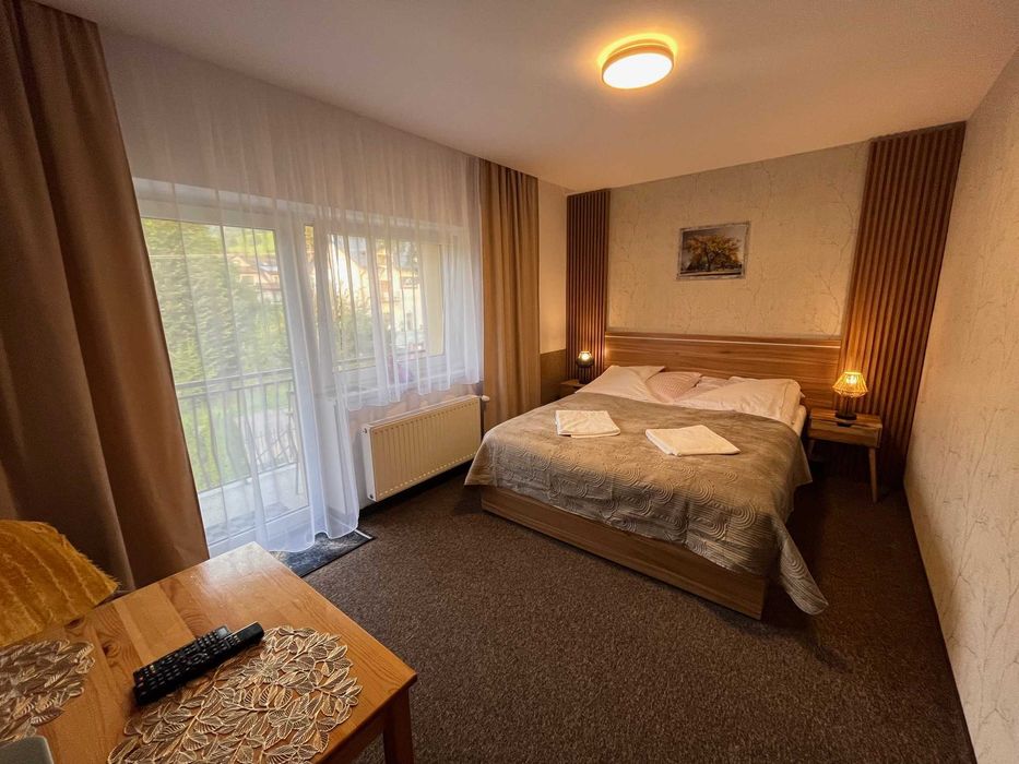 NOCLEGI WISŁA CENTRUM, pokoje po remoncie z łazienkami.