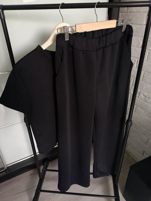 Nowe komplety dresowe.