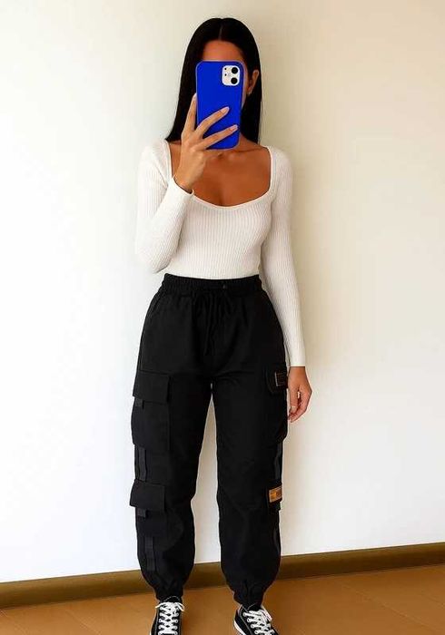 Czarne spodnie sportowe joggery bojówki XS