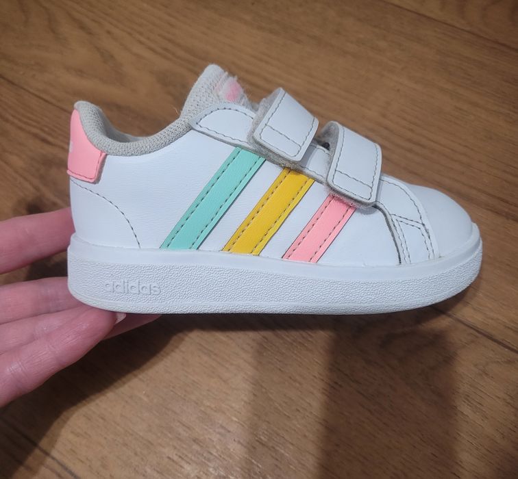 Кросівки Adidas p.22