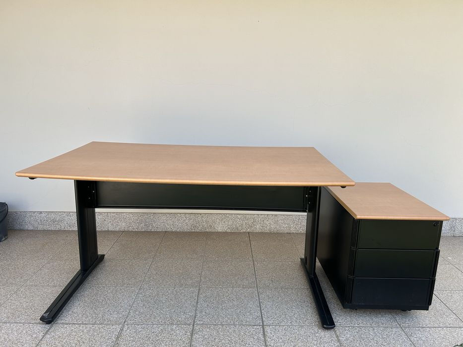 Secretária com gavetas 160x60