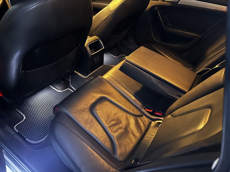 Ауди А4 2.0 в отличном состоянии