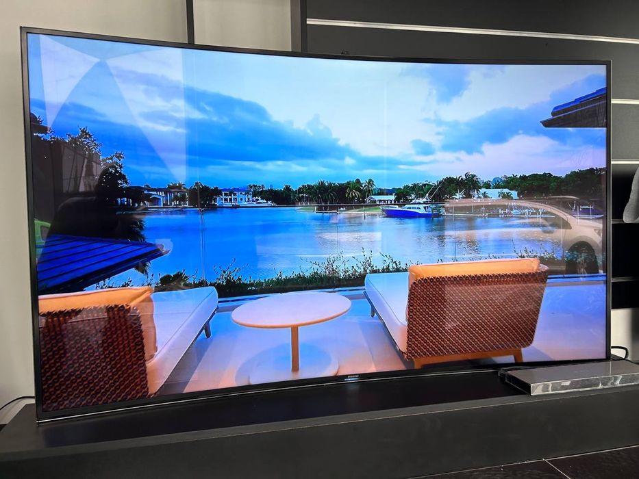 9 Серія, Перміум 4K вигнутий ТВ 55” 65” Samsung 55HU9000, 65HU9000