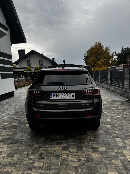 Jeep compass 2017 2.4l multiair automat 4x4 (uszkodzony)