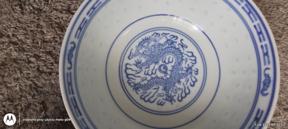 Miseczki z chińskiej porcelany