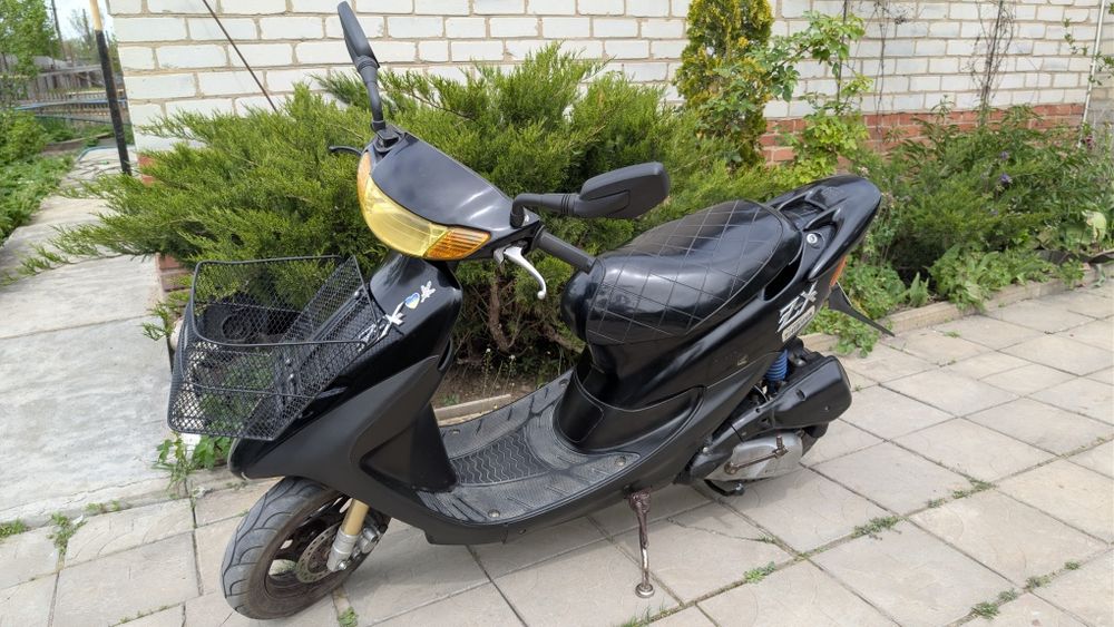 Скутер Honda Dio 35 ZX с доками