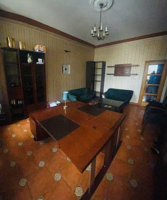 Zestaw mebli biurowych / gabinetowych – komplet |