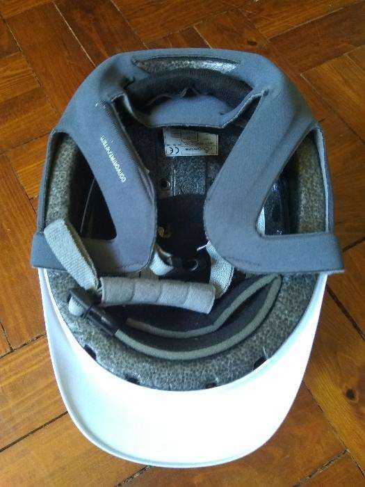 Toque de Equitação para criança