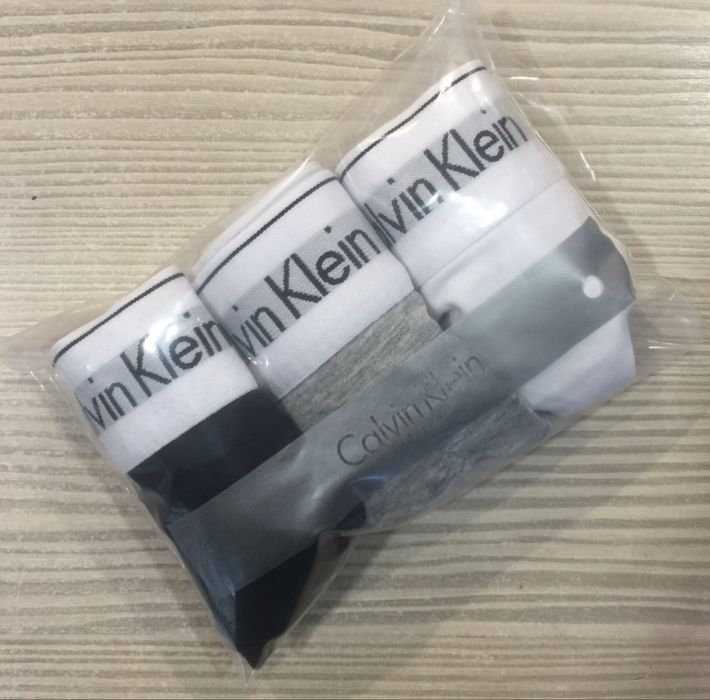 Stringi Klein CK trojpak białe czarne szare nowe r. S