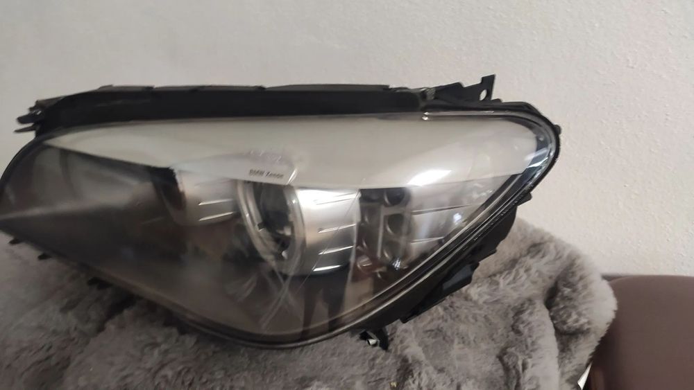 Farol direito BMW série 7 F01 bi-xenon led