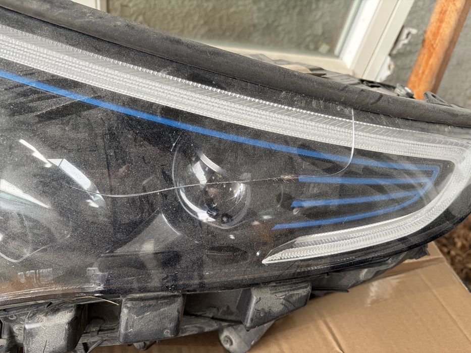 Фара Mercedes A2939067500