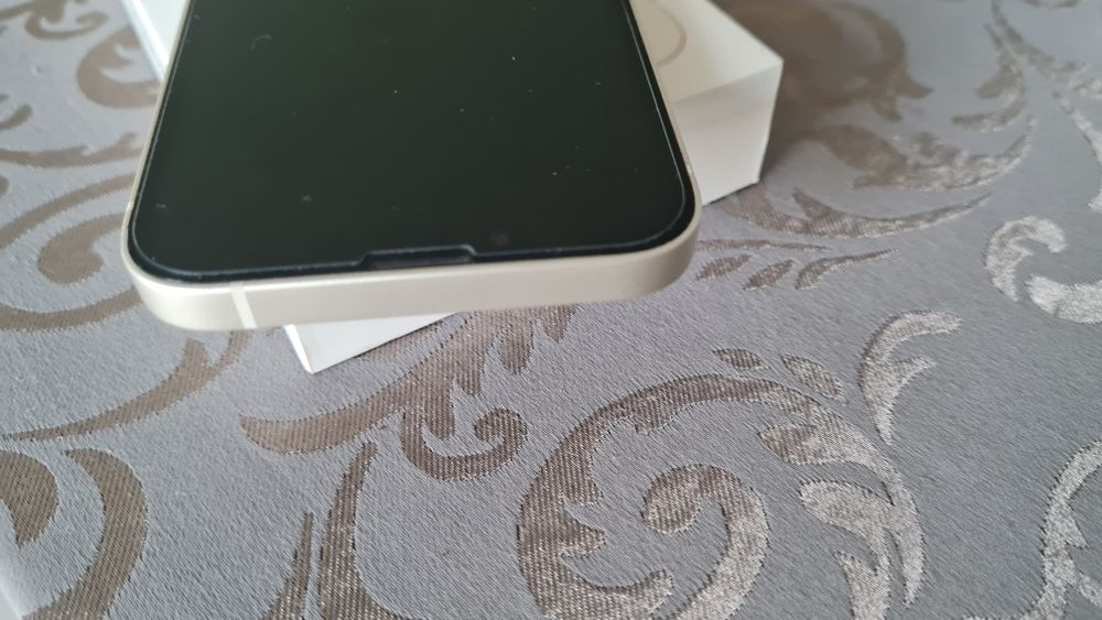 Sprzedam iphone 13  128gb