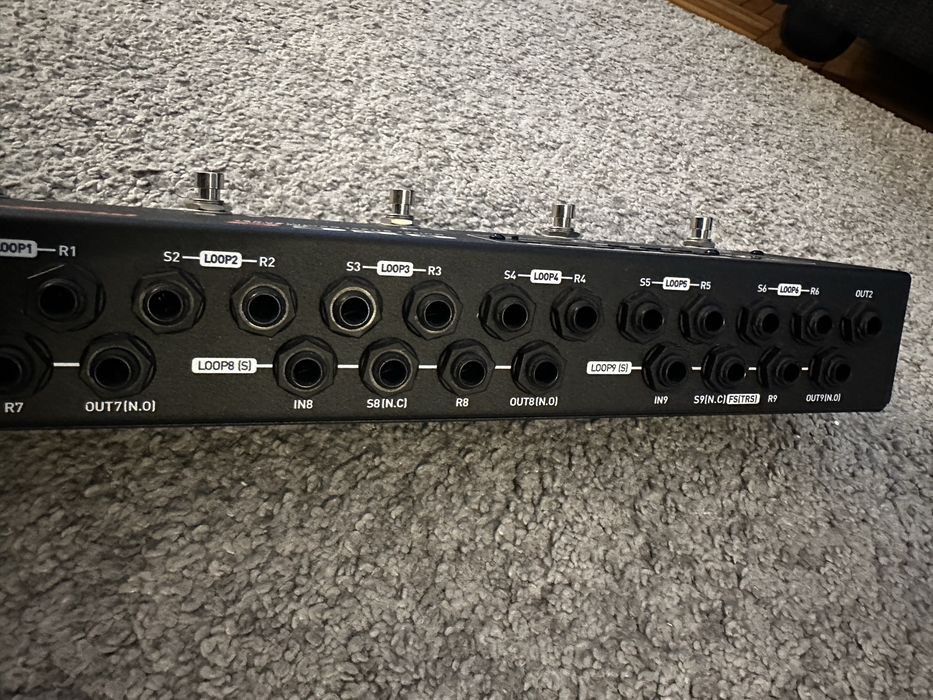 Moen GEC9 2nd Edition Amp Switcher and Pedal Looper